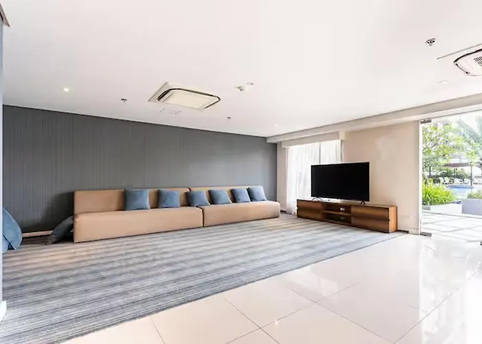 Aparthotel Cozy Space At Horizons 101 With Pool, Netflix, Wifi
