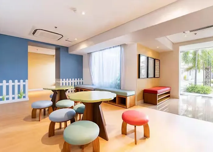 Cozy Space At Horizons 101 With Pool, Netflix, Wifi