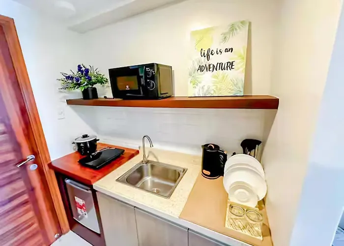 Cozy Space At Horizons 101 With Pool, Netflix, Wifi Cebu