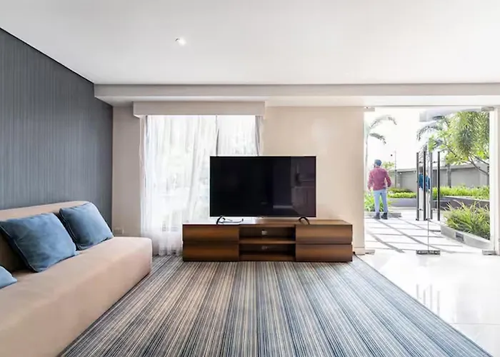 Cozy Space At Horizons 101 With Pool, Netflix, Wifi