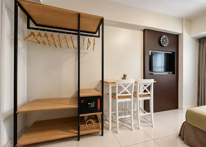 Cozy Space At Horizons 101 With Pool, Netflix, Wifi